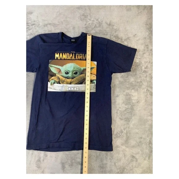 Star Wars The Mandalorian Grogu Baby Yoda Navy T-Shirt Men's M - Picture 4 of 7